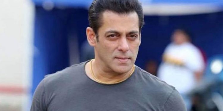 Theater owners had demanded Salman Khan to release Radhe on Eid, now Bhaijaan said – Sorry …
