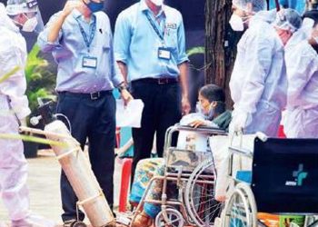 Mumbai braces for cyclone Tauktae, shifts 580 Covid patients from field hospitals