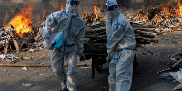 India records highest number of covid deaths in a single day in last 24 hours