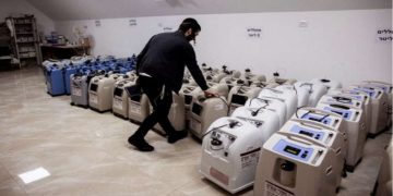 The covid patients are being provided with oxygen concentrators at home in Bengaluru.