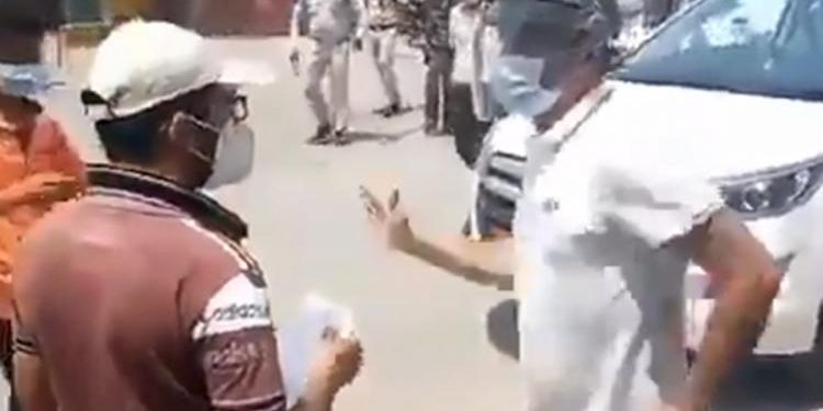 IAS removed by Chhattisgarh CM over slapping a man for lockdown voilation