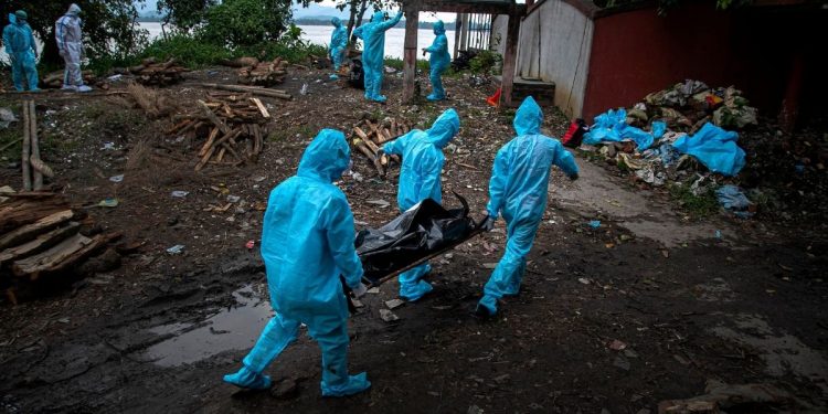 India sets new records with highest death toll in a single day in any country