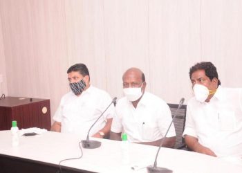 Steam inhalation can cause lung damage: TN Health Ministry