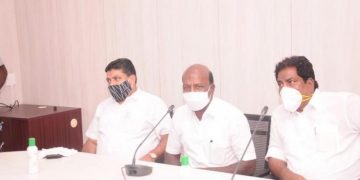 Steam inhalation can cause lung damage: TN Health Ministry