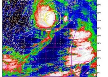 Yaas makes landfall at Dhamra port in Odisha