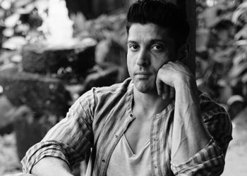 नदियों में बहते शवों पर फरहान अख्तर ने किया ट्वीट, लिखा- तय हो जवाबदेही