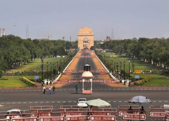 Will Delhi Extend Lockdown By Another Week or Will Restrictions be Lifted? Kejriwal Government Likely To Decide Today