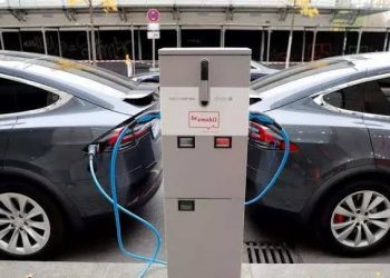 Cabinet approves Rs18,100 crore PLI scheme for battery shortage