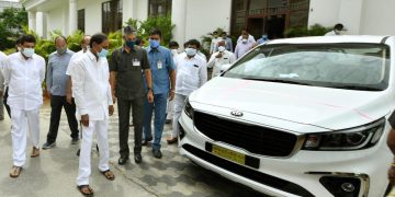 Debt at Rs. 40000 Crores, Telangana Buys New Costly Cars For Officers