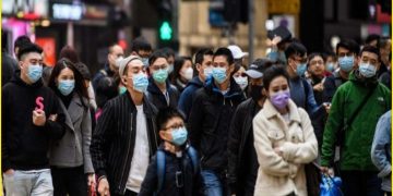 China shuts border till mid-2022 over Covid -19 , variants concern .