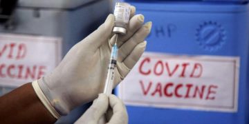 Center Confirms 1 Death Due to Vaccine, says “benefits outweigh risks”.