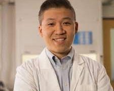 A US-based epidemiologist advises India to invest in technology to fight against new delta variants .