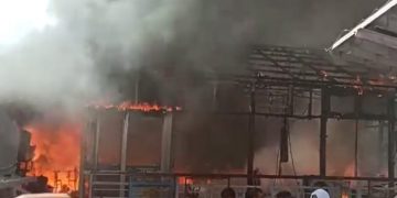 Fire at Vaishno Devi shrine complex, cash counting centre burned down.