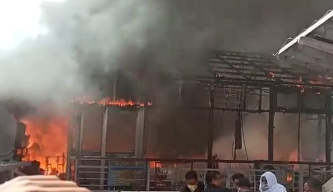 Fire at Vaishno Devi shrine complex, cash counting centre burned down.
