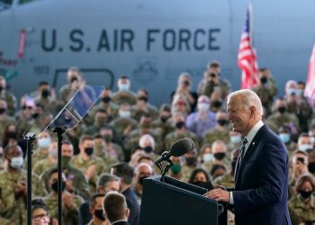 US to donate 500 million Pfizer vaccines globally .