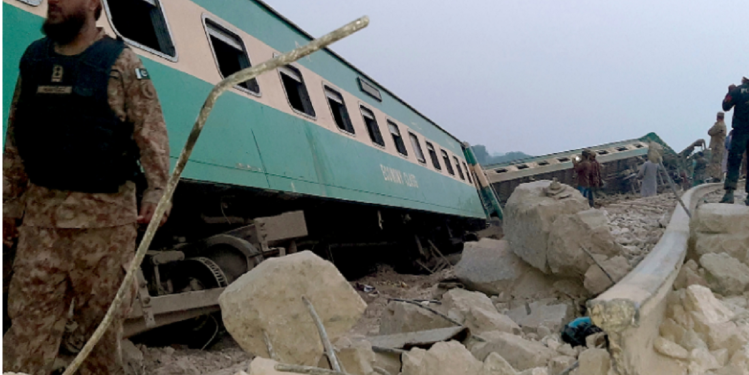 30 killed and 50 injured as two trains collide in Pakistan.