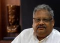 Billionaire investor Rakesh Jhunjhunwa plans on introducing ultra low cost airlines .