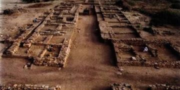 Harappan-era city Dholavira inscribed on UNESCO world heritage list.