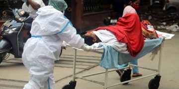 India Witnesses 43,000 Covid Cases