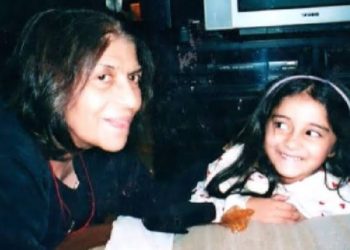 Bollywood Celebrities Visit Ananya Pandey’s Family To Her Late Grandmother’s House