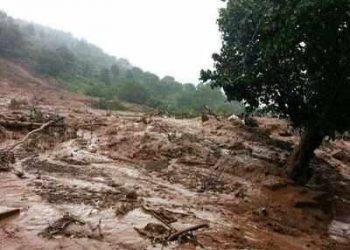 36 Dead in landslides in rain-hitMaharashtra; Evacuation with choppers.