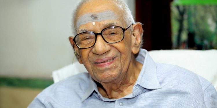 P.K Warrier, famous indian physician of Ayurveda passes away at 100.