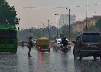 Rains lash Delhi-NCR, key areas waterlogged