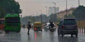 Rains lash Delhi-NCR, key areas waterlogged