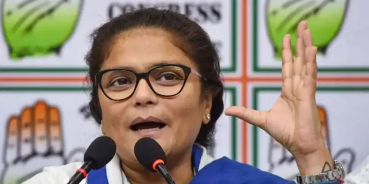 Sushmita Dev, former Congress MP, left the party and joined the Trinamool Congress