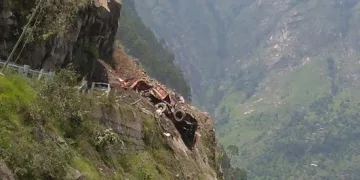 A Landslide in Kinnaur left Bus Wreckage Reaching over 100 meters