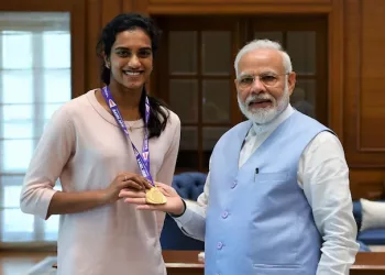 Prime Minister Narendra Modi keeps his word and enjoys ice cream with PV Sindhu.