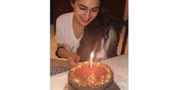 Sara shares video collage featuring Saif, Amrita, Ibrahim on 26th birthday