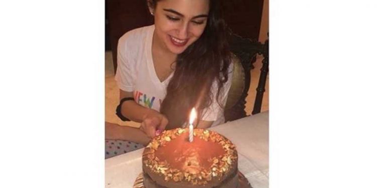 Sara shares video collage featuring Saif, Amrita, Ibrahim on 26th birthday