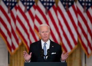 As Joe Biden defends the US withdrawal from Afghanistan, chaos reigns in Kabul.