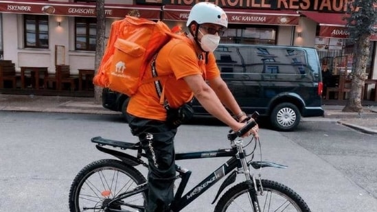 Former afghan minister syed Ahmad Sadat works as pizza delivery guy in Germany.