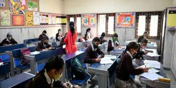 DDMA is considering permitting offline sessions for 6-8 weeks after the holidays, according to LG