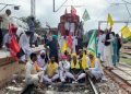 Rail roko protests: As a result of demonstrators squatting on railway rails, several trains have been disrupted