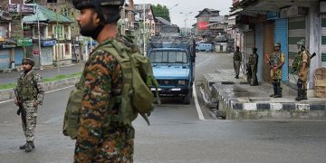 Terrorists kill a man in Srinagar, the second targeted attack in less than 24 hours