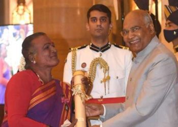 With A Unique Gesture, A Transgender Folk Dancer Receives Padma Shri