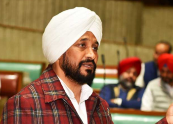 Channi’s Diwali bonanza: Power tariff cut by ₹3, 11% DA hike for Punjab govt staff