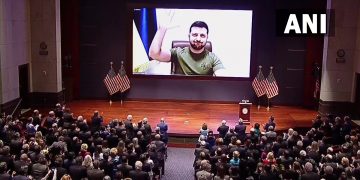 Ukraine President Receives Standing Ovation During US Congress Address