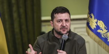 Ukraine in Direct Talks With Putin, Demands ‘Immediate Ceasefire’