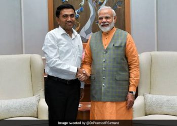 Goa CM Meets Modi Post Exit Polls Results, Assures BJP’s Rule Again