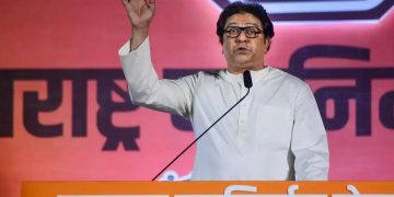 Raj Thackeray receives an Urdu threat letter