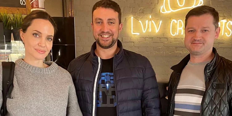 Angelina Jolie Visits Ukraine, Meets Children and Volunteers