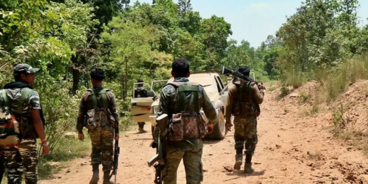 Jharkhand Forest Turns Into Battlefield: 3 Naxalites Gunned Down in Pre-Dawn Encounter