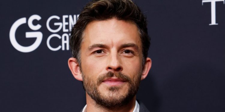 Jonathan Bailey Named People’s Sexiest Man Alive 2025