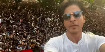 Shah Rukh Khan Apologizes to Fans for Missing Birthday Appearance Due to Safety Concerns