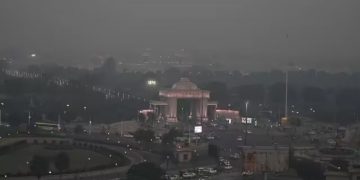 Lucknow Air Quality Remains ‘Poor’ for Second Day as Smog Worsens