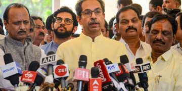 Uddhav Thackeray Questions BJP’s Hindutva, Targets Party at Nashik Rally